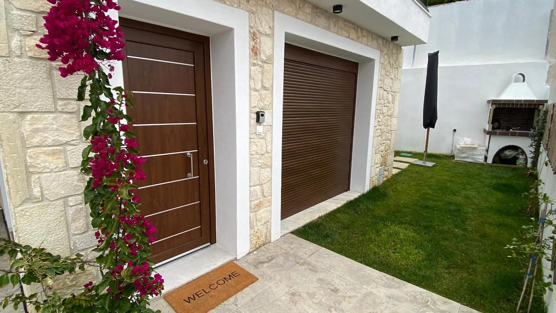 니키티 Momo'S House 빌라
